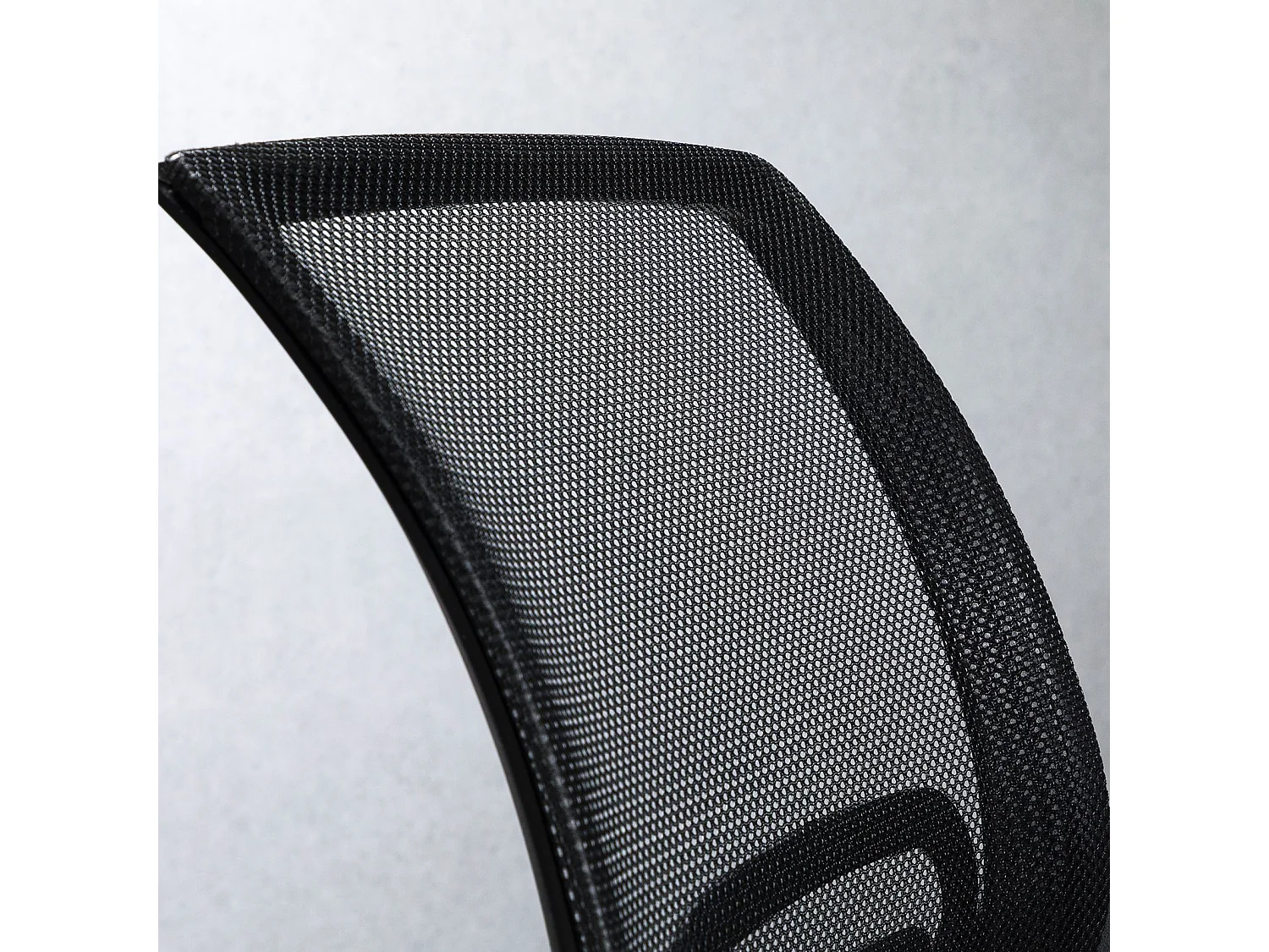 Chaise de bureau PHOENIX, Pivotante et réglable en hauteur, Tissu mesh, Avec accoudoirs, Noir