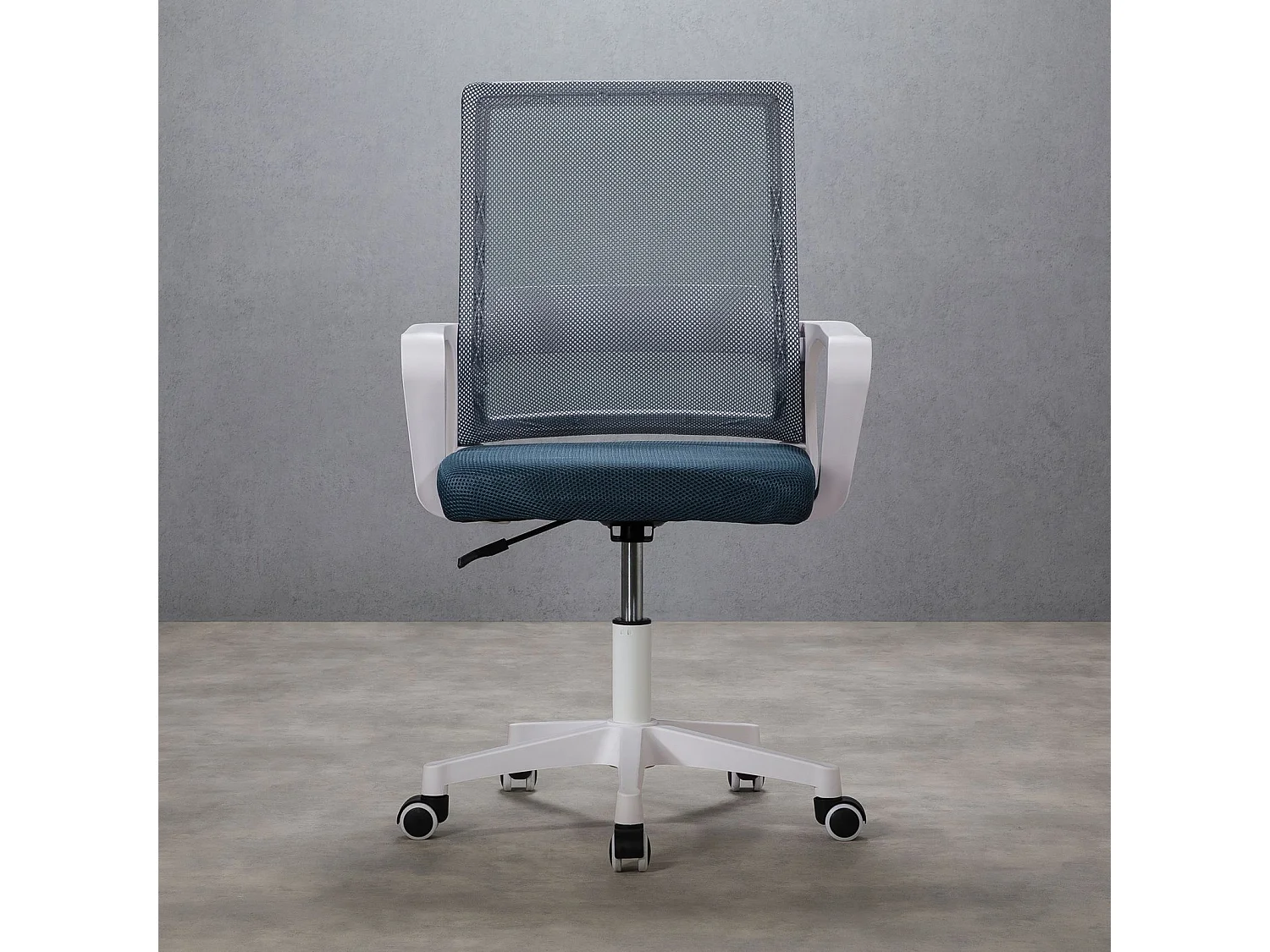 Chaise de bureau PERTH, Pivotante et réglable en hauteur, Tissu mesh, Avec accoudoirs, Gris-bleu