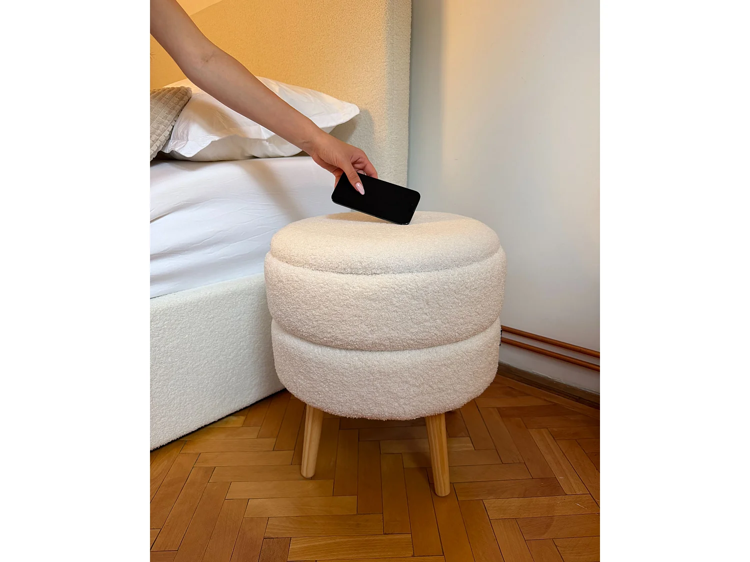 Hocker mit Stauraum OKATON Bouclé Weiss