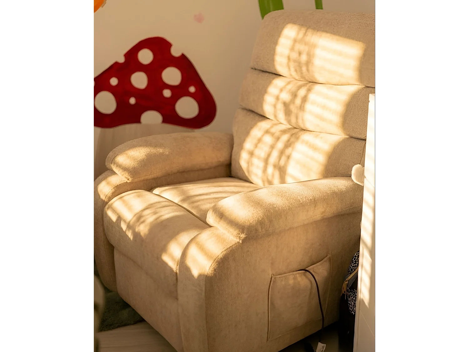 Elektrischer Fernsehsessel RISE Stoff Beige