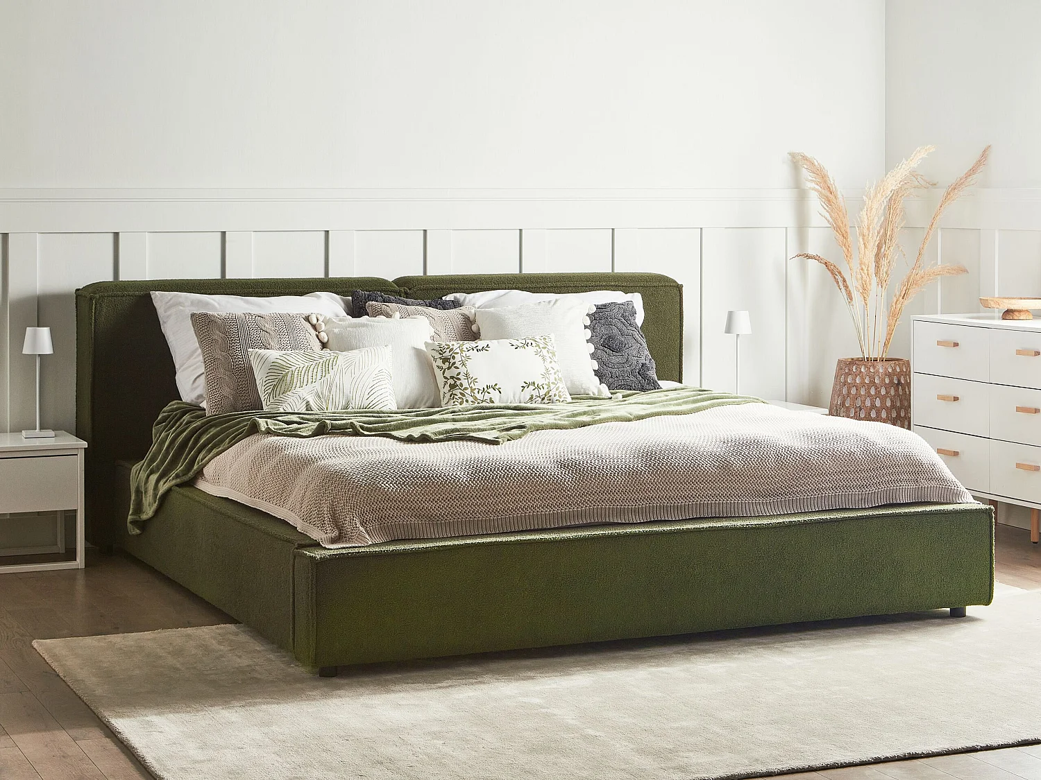 Bett mit Lattenrost Bouclé LINARDS 180 x 200 cm Dunkelgrün