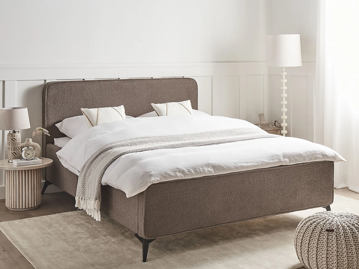 Bett mit Lattenrost Bouclé VALOGNES 160 x 200 cm Braun