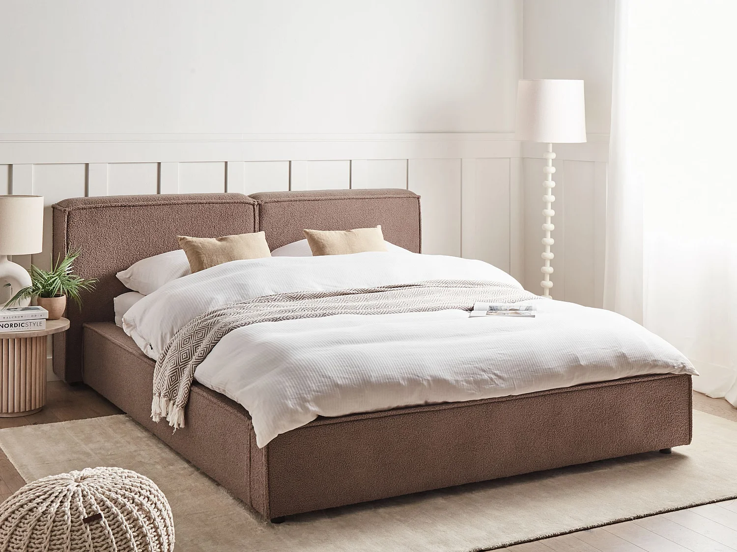 Lit avec sommier Bouclé LINARDS 180 x 200 cm Marron