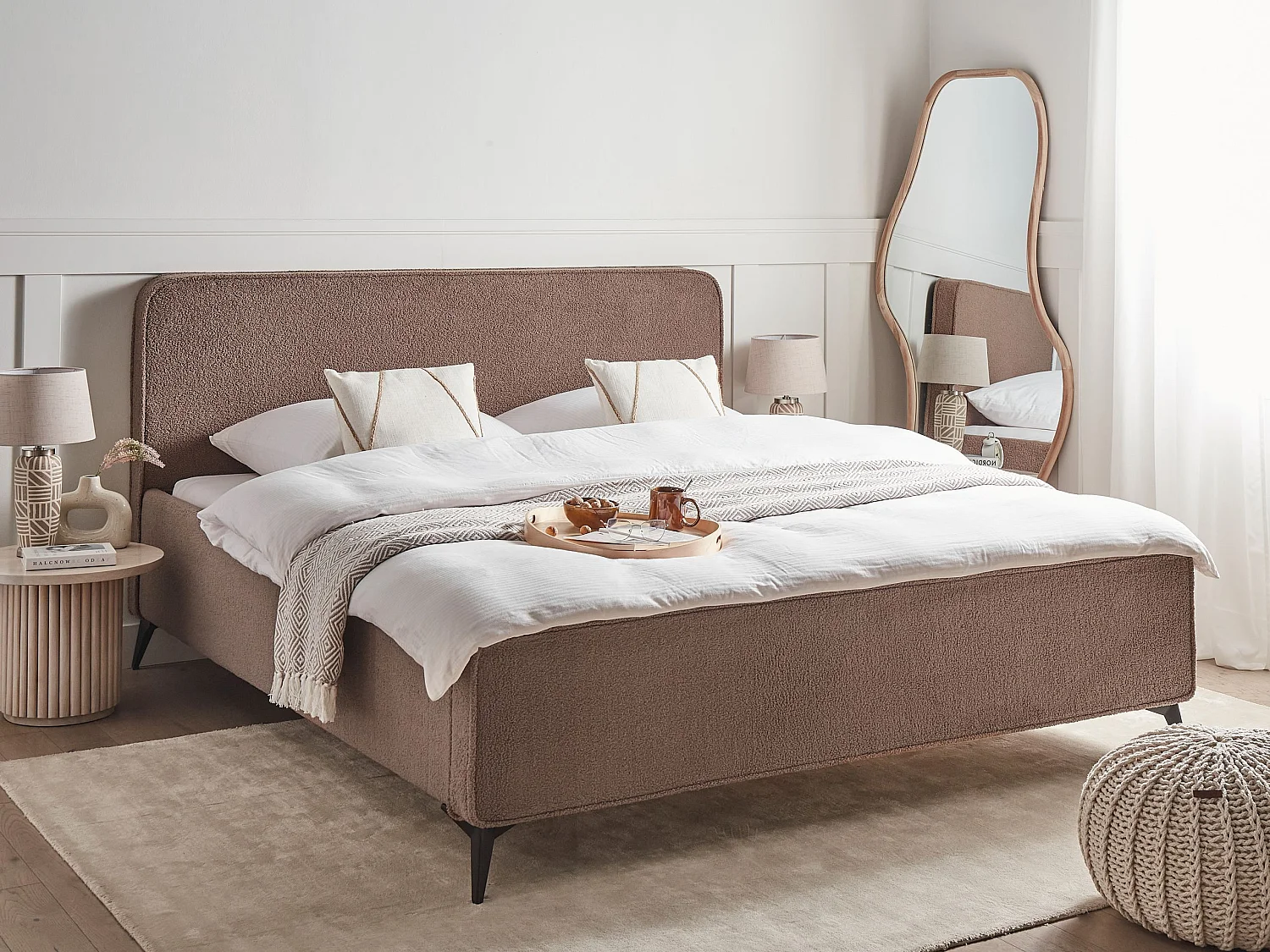 Cama Bouclé VALOGNES 180 x 200 cm Castanho