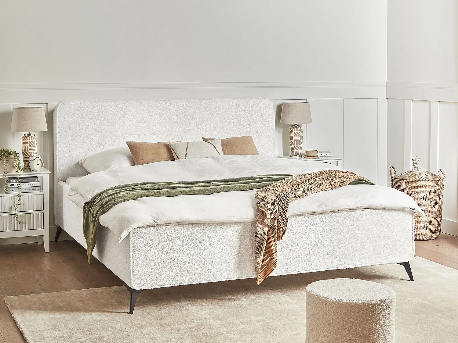 Lit avec sommier Bouclé VALOGNES 180 x 200 cm Blanc cassé