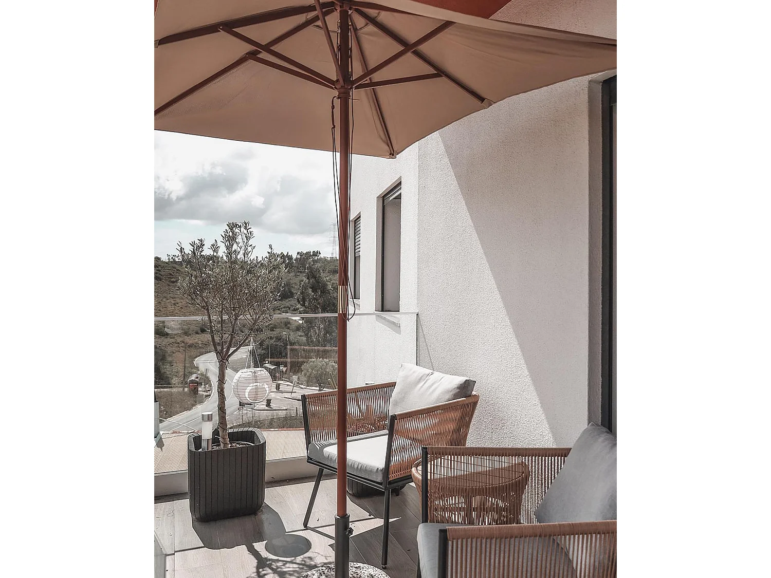 Bistro Set inkl. Kissen GARGANO Polyrattan Naturfarben