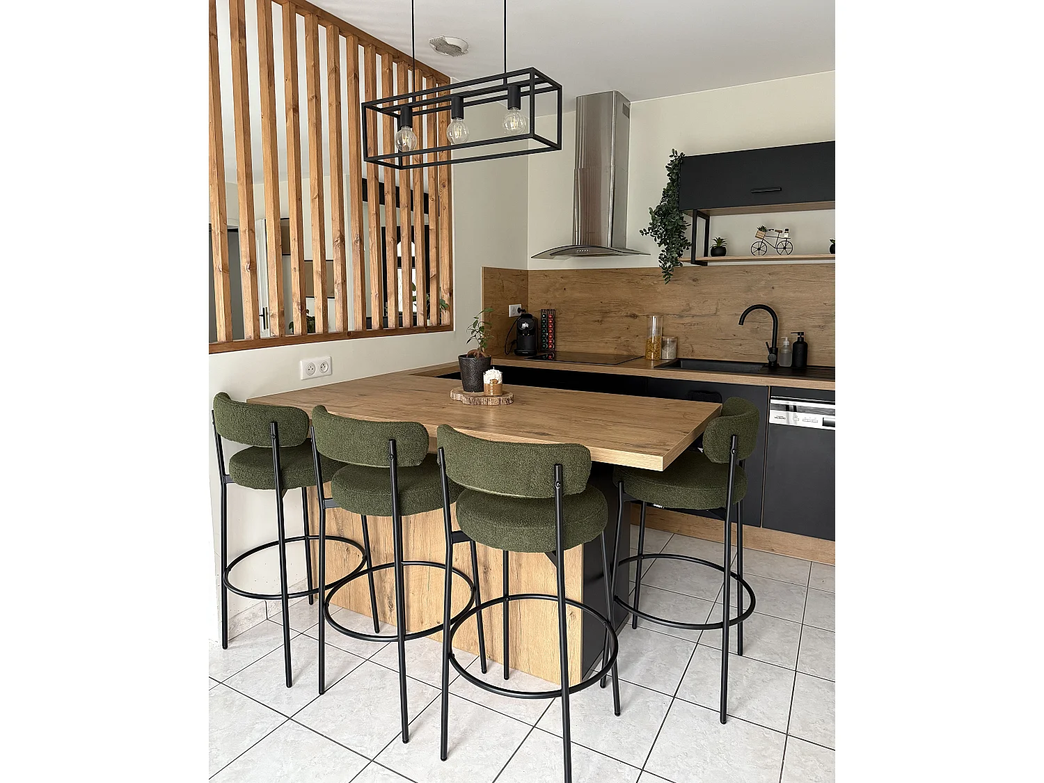 Lot de 2 chaises de bar ALLISON Bouclé Vert