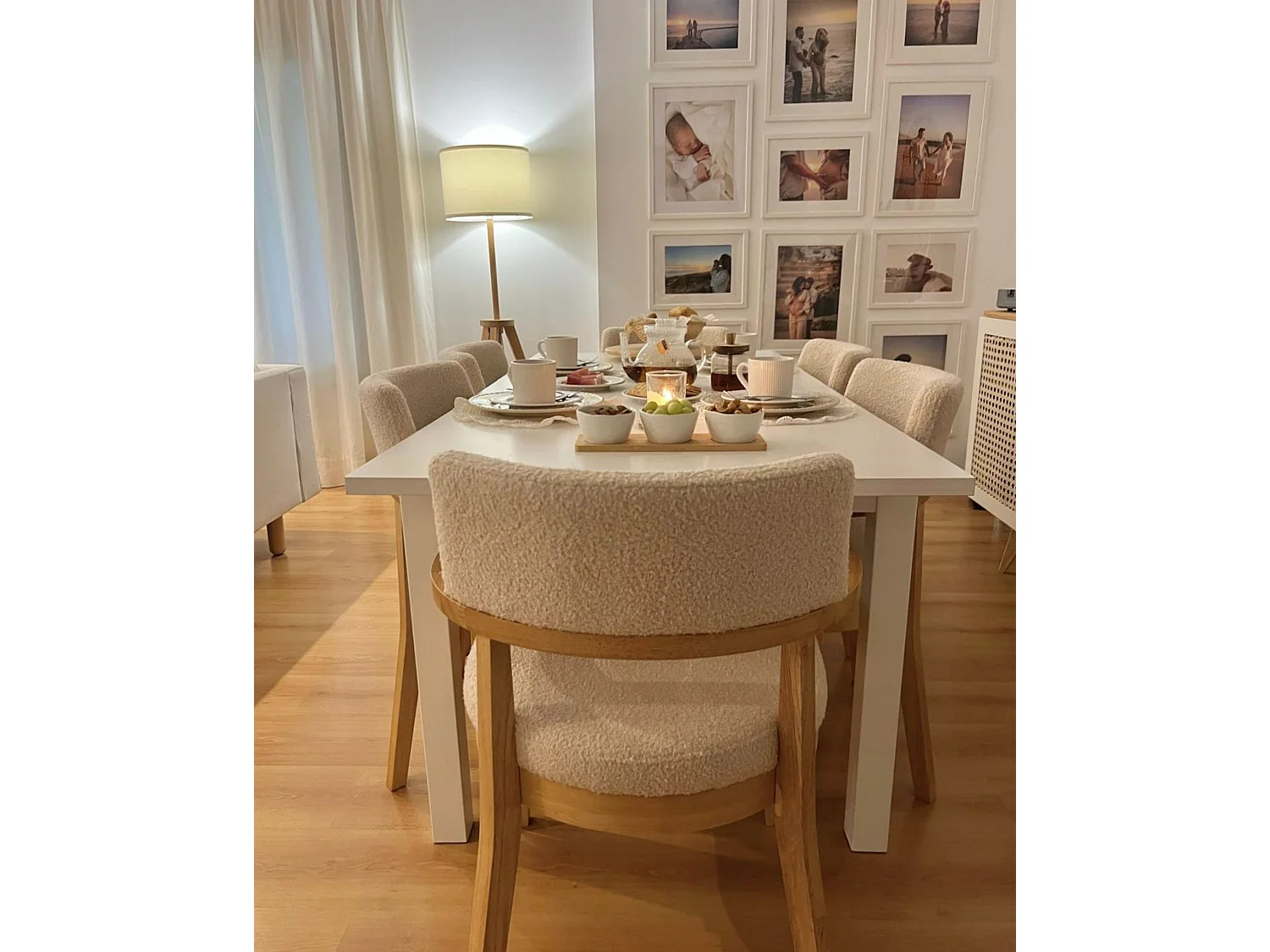 Set of 2 Dining Chairs DALBO Boucle Light Brown/ Beige