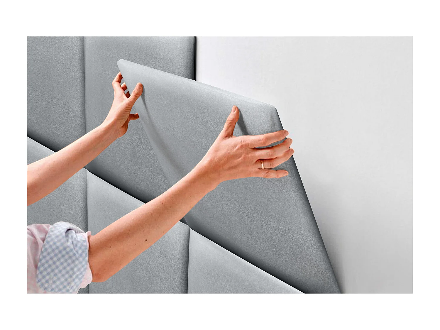 DHOME Tête de lit capitonnée en similicuir de qualité supérieure composée de panneaux autocollants interchangeables  (argent, 95 cm)