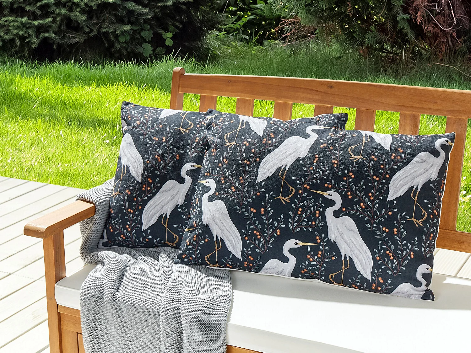 Gartenkissen 2er Set schwarz 40x60 cm Tier Vogel Pflanzen Muster Pianazzo