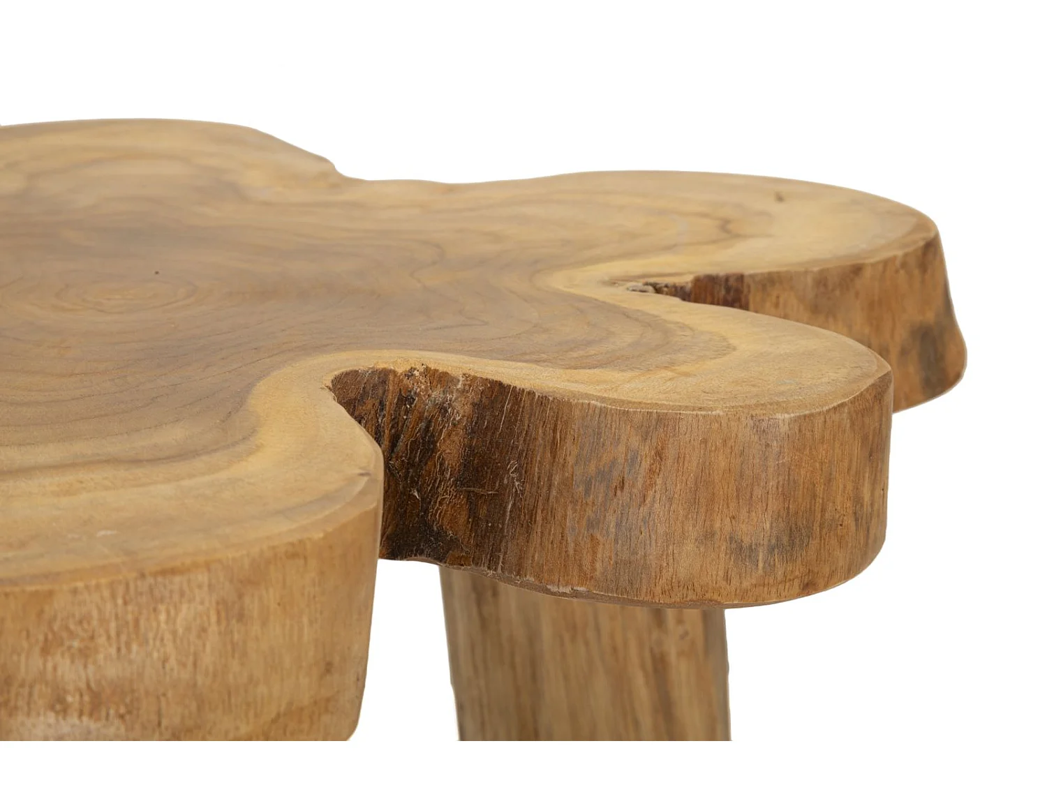 Tavolinetto in legno riciclato cm50x47x50.