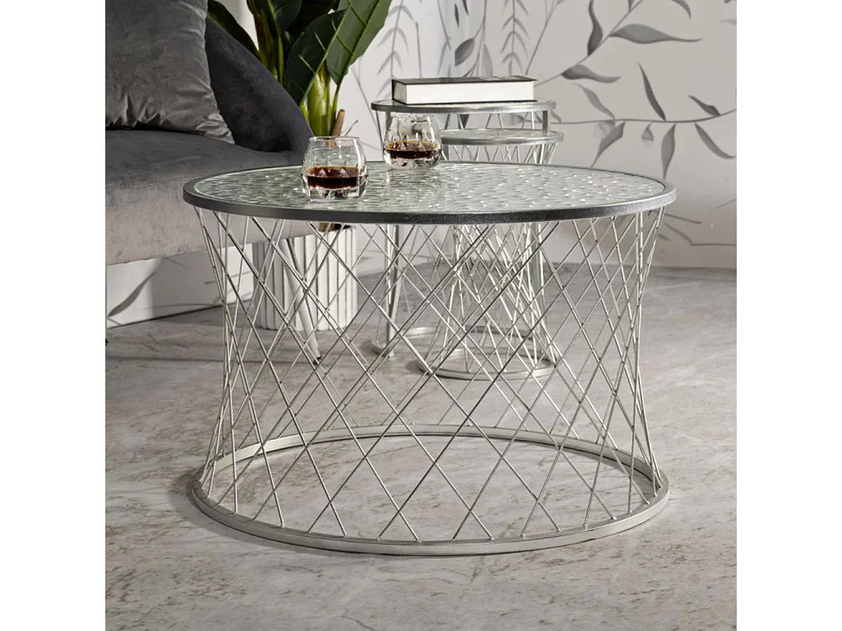 Beistelltische aus Metall silberfarben Ø 70x45-47x54,5-36x50-28x45 cm