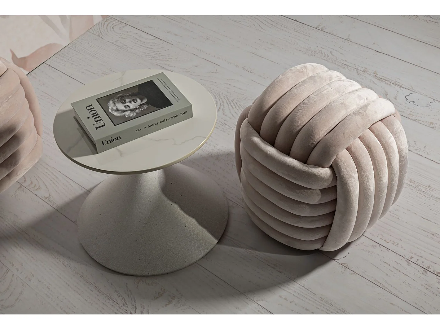 Tavolinetto in metallo bianco cm Ø 42x40