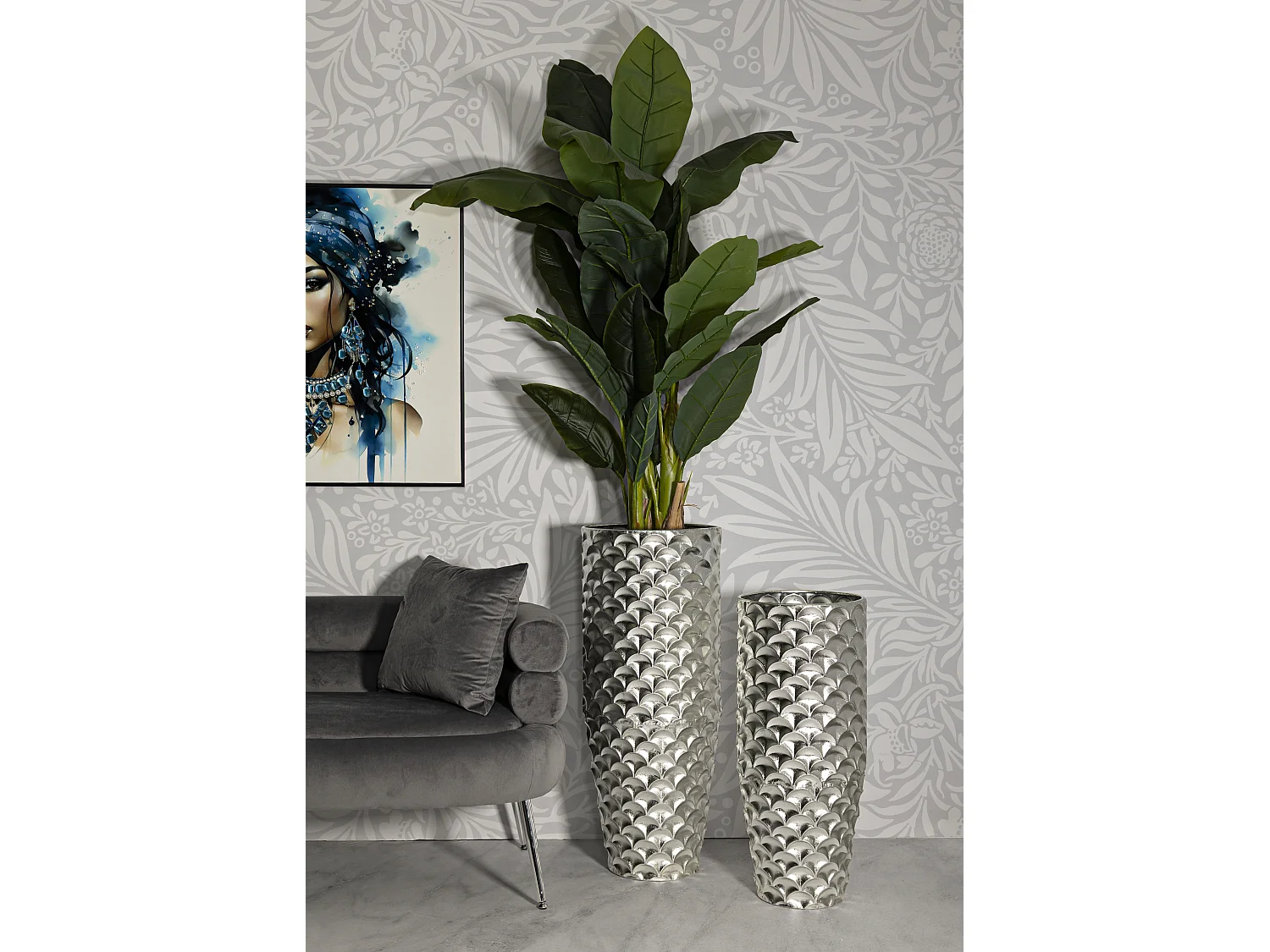 Portavasi in metallo argentato cm Ø 37x92x-32x75.