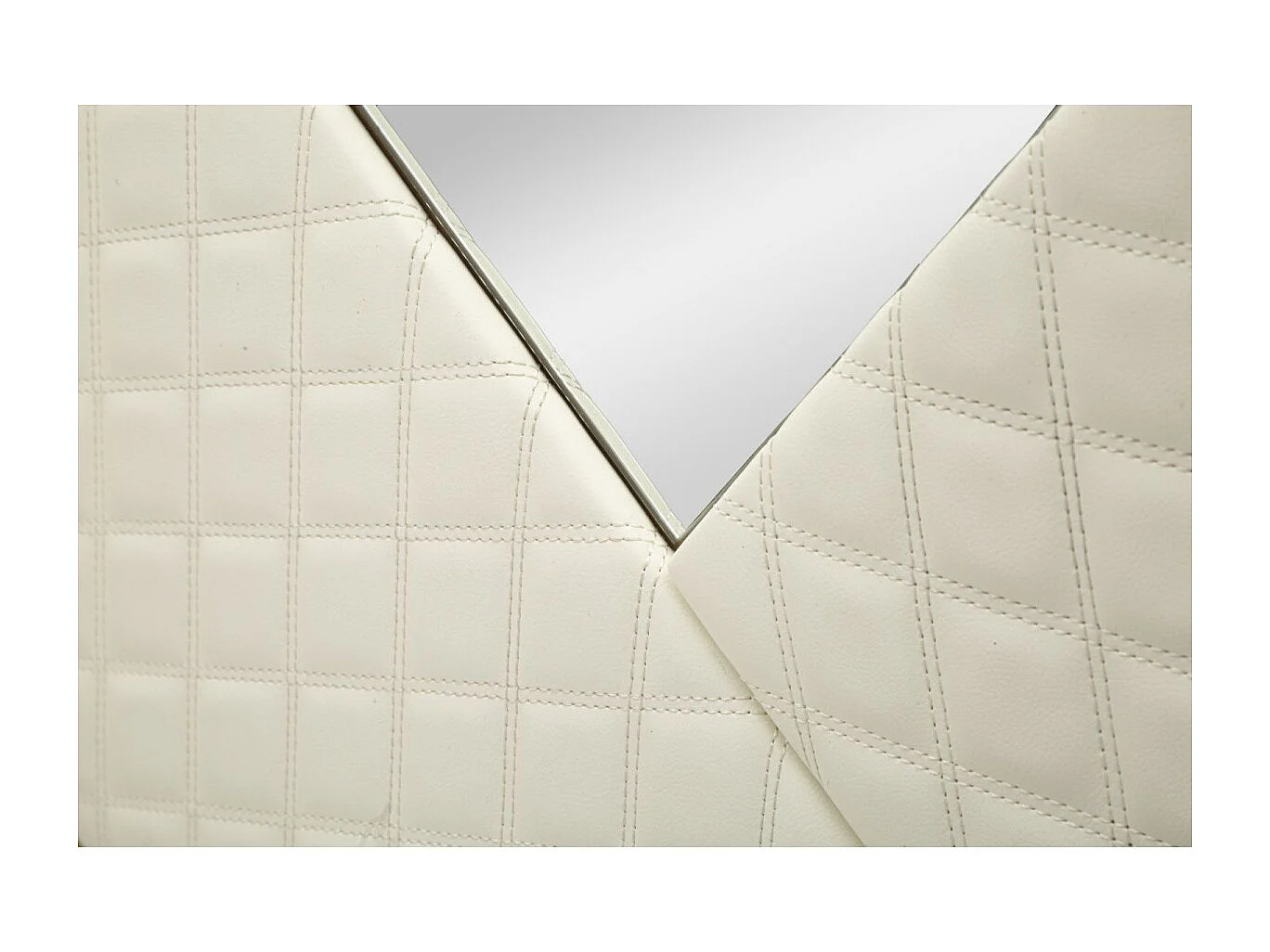 Wandspiegel van hout en gewatteerd ecoleer, crème, Ø80x3 cm.