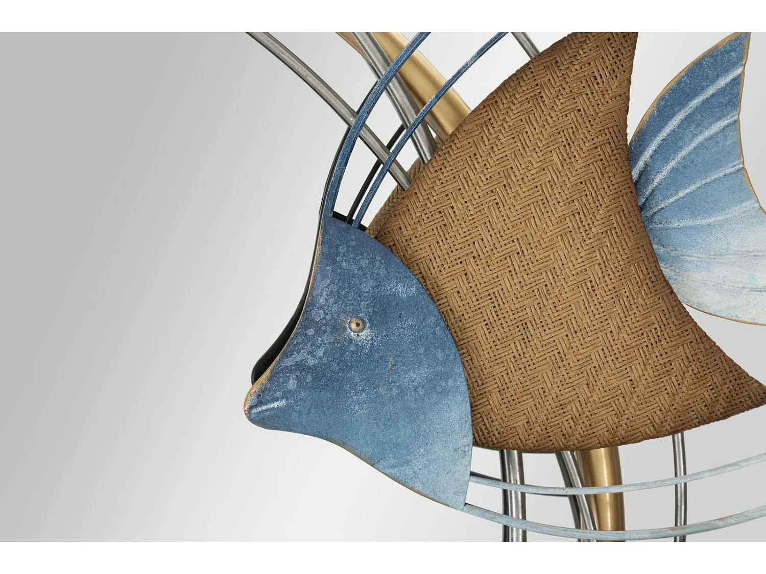 Specchio da parete in metallo multicolore cm 68x5x67.