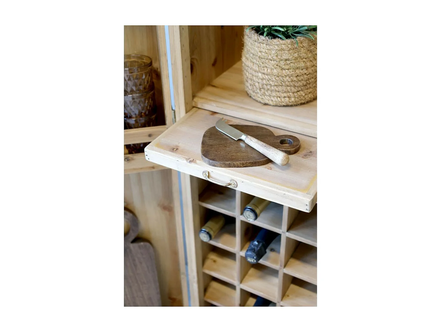 Armoire de bar desserte en bois de sapin recyclé 64.5 x 45 x 146.5 cm