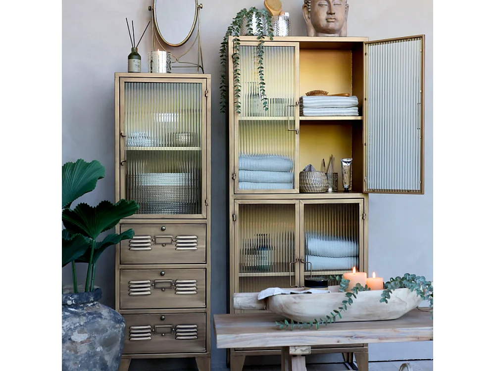 Armoire vitrine en fer et verre laiton antique 40 x 34 x 133.5 cm