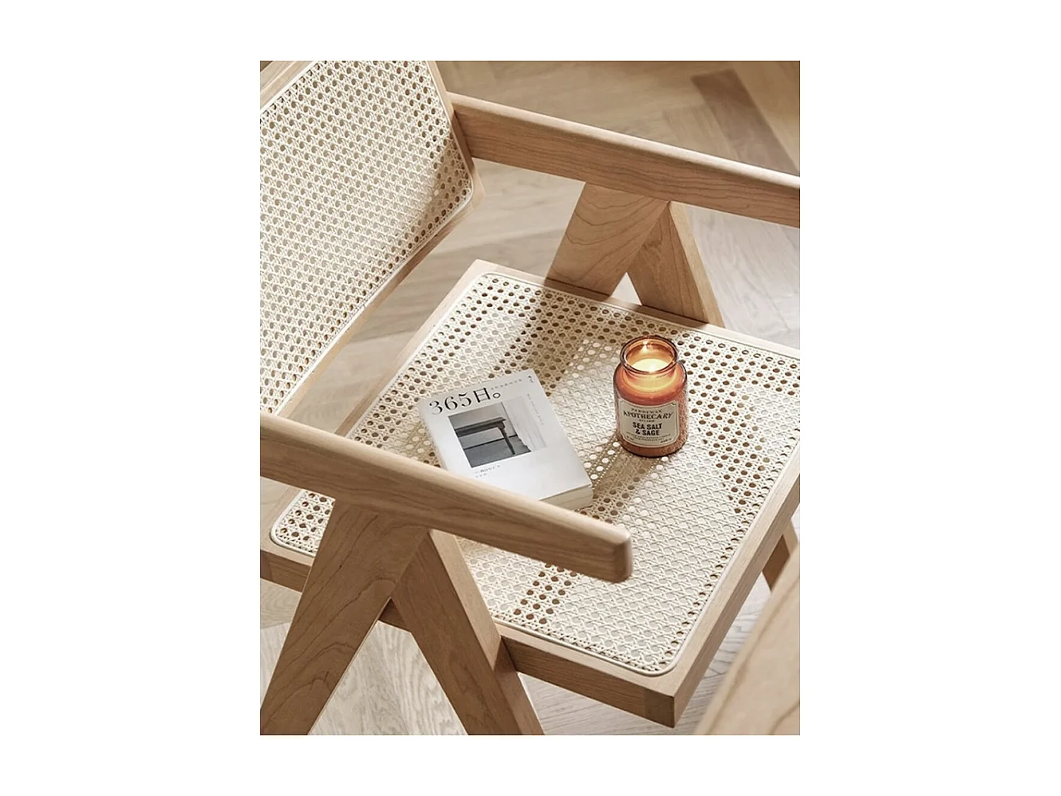 Pack de 2 sillas de 82x51x54 cm de madera natural y respaldo de ratán en color beige Mamba