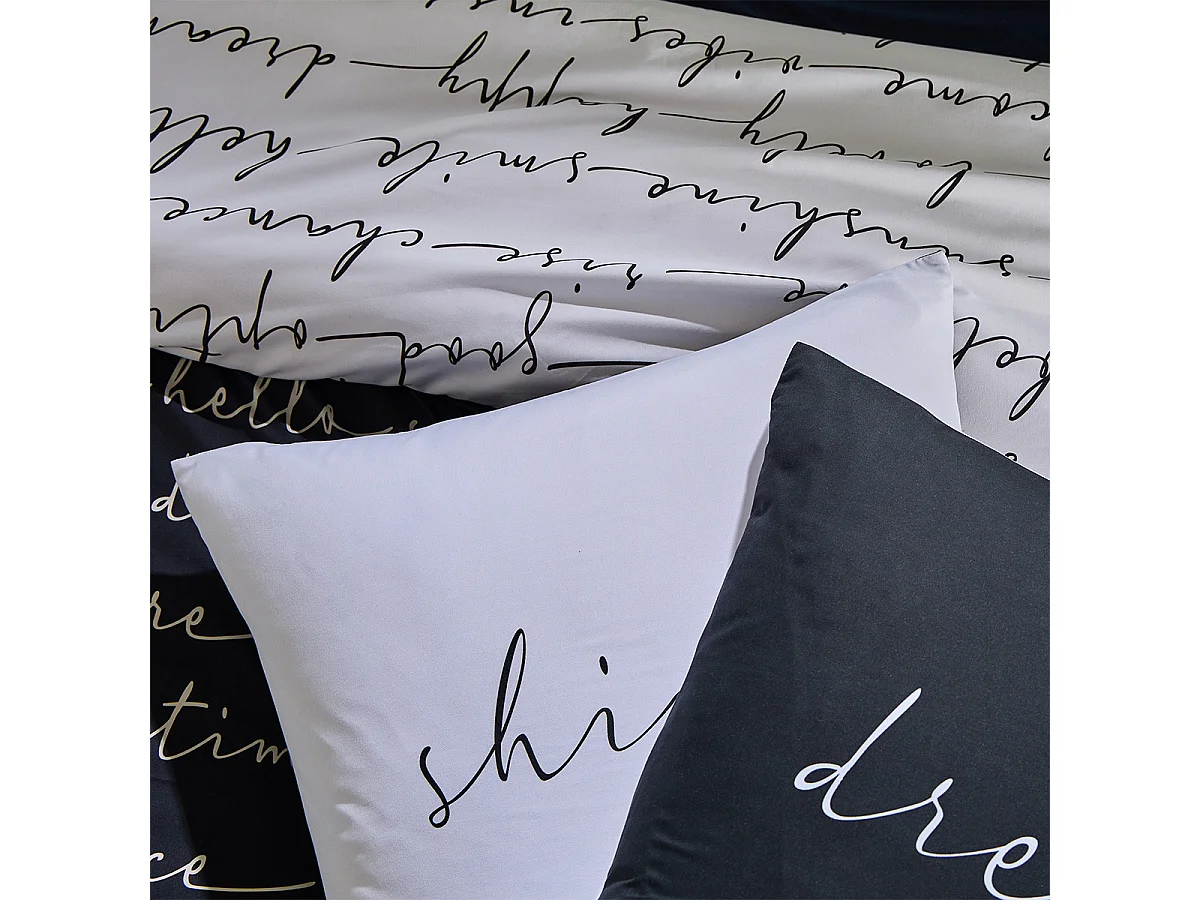 Parure de lit 2 personnes en microfibre 200x200cm