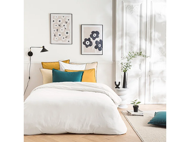 Parure de lit unie en coton finition bourdon 260x240cm