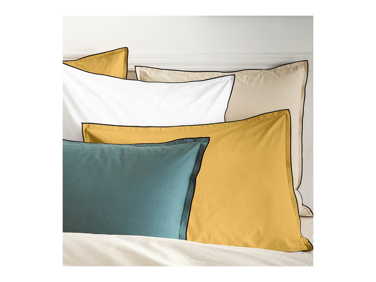 Lot de 2 taies d'oreiller unies en coton finition bourdon miel 65x65cm