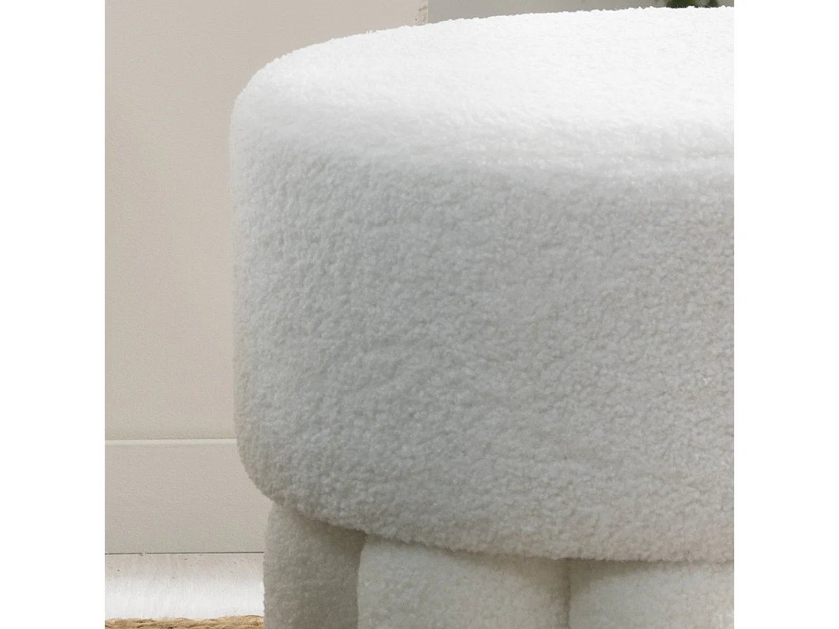 Pouf déco en tissu bouclette