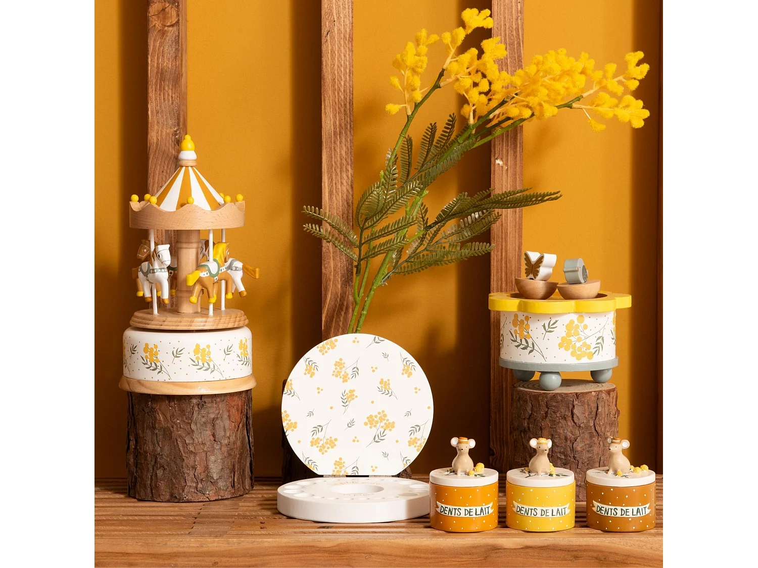 Carosello cavallini bianchi Mimosa 21x11x11 cm