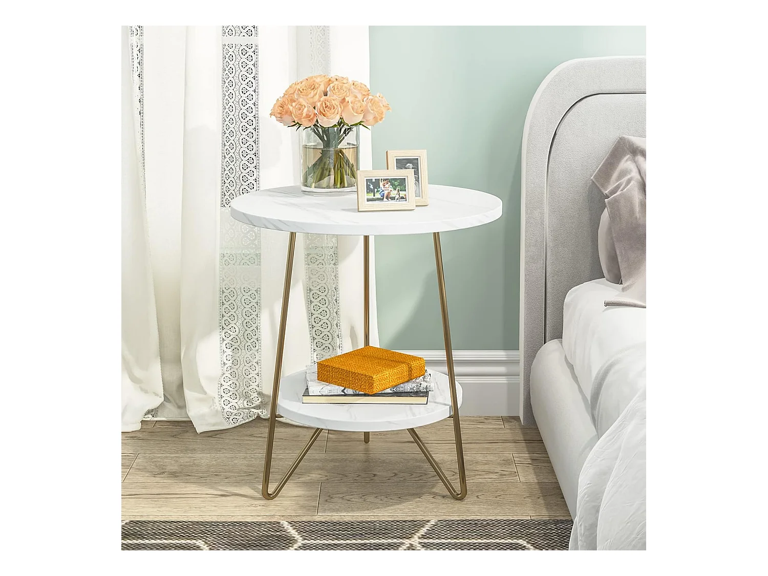 Dwupoziomowy stolik boczny z marmuru sztucznego, okrągły stolik boczny z półkami, nowoczesny złoty stolik nocny, biel i złoto