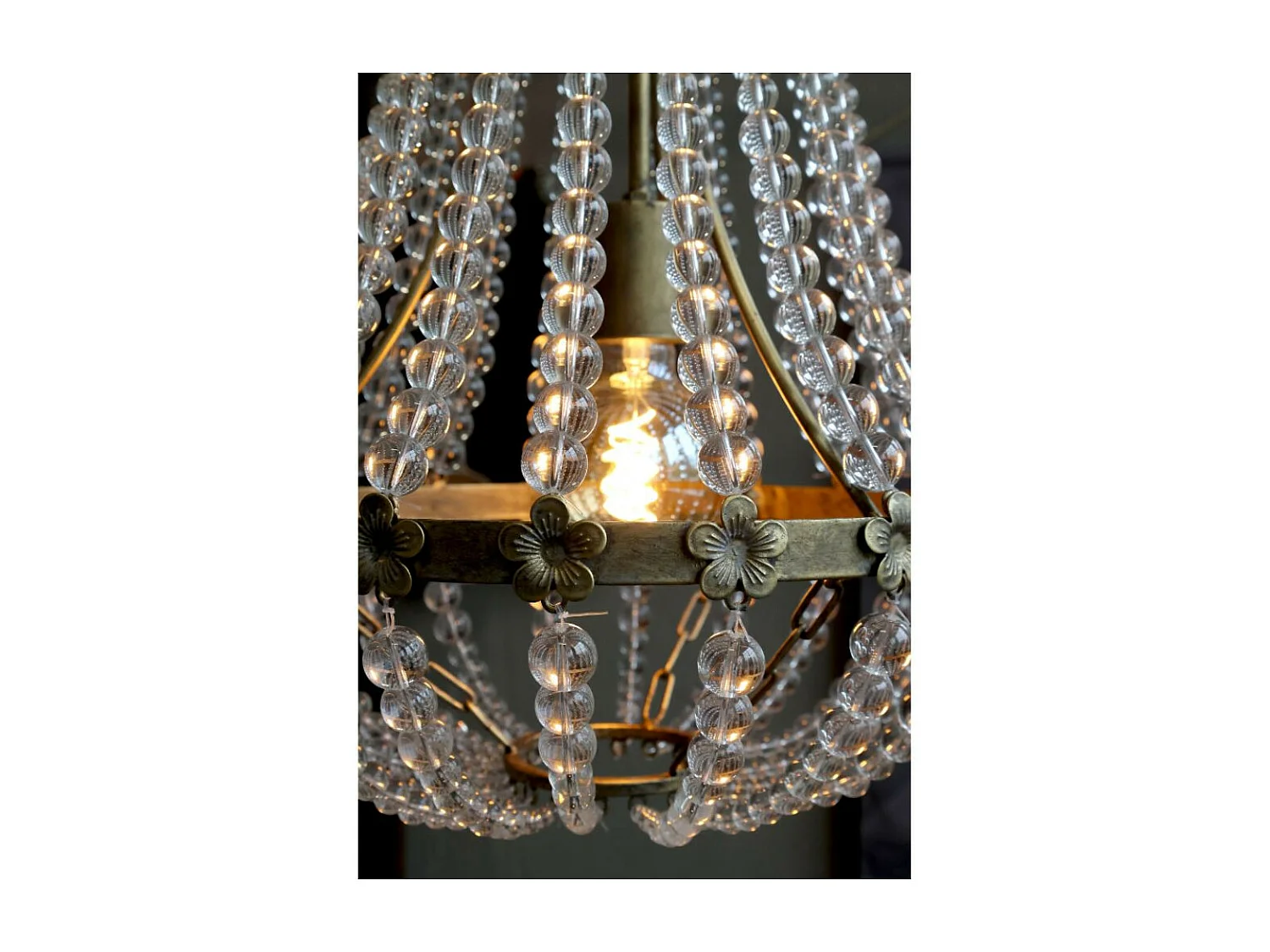 Lustre avec prisme en verre et fer laiton antique Ø.35.5 x Ht.60 cm