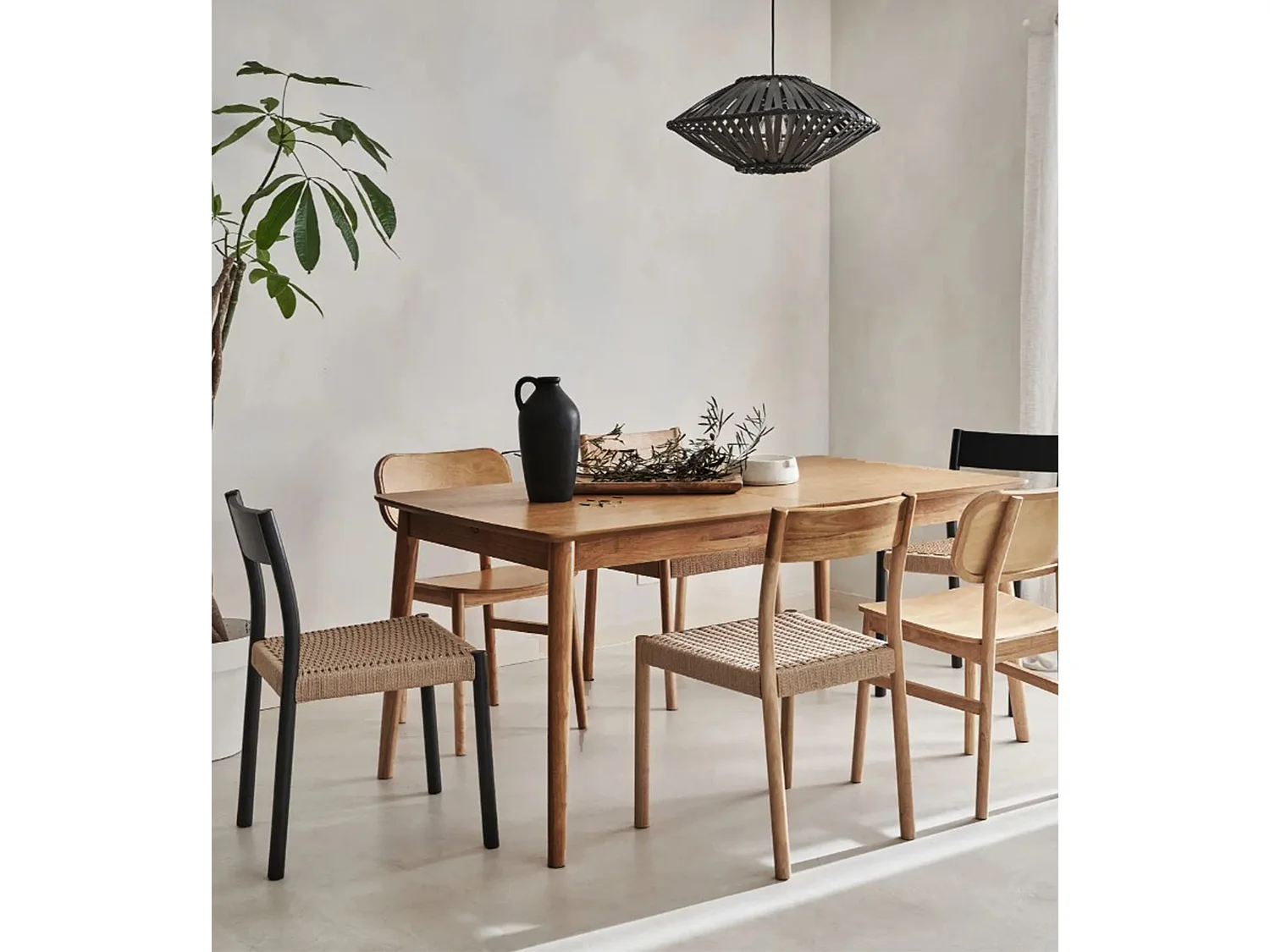 Mesa de comedor cocina extensible de 140 cm hasta a 180 cm para 8 comensales Flama