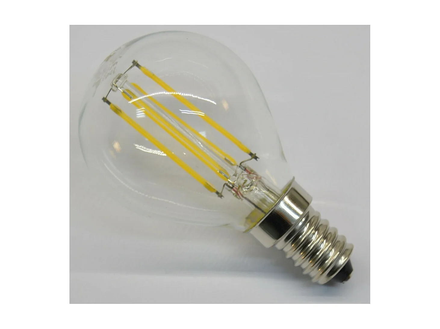 Bombilla LED de filamento E14 de 4 W y 3000 K