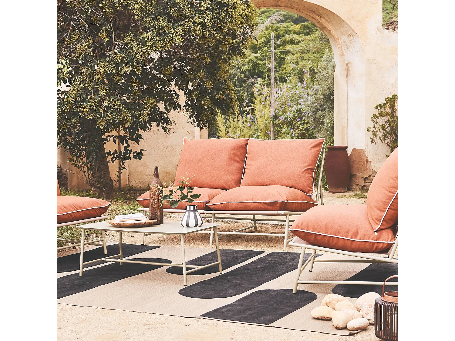 Salon de jardin acier SOFIA beige et terracotta. 4 places. table rectangulaire