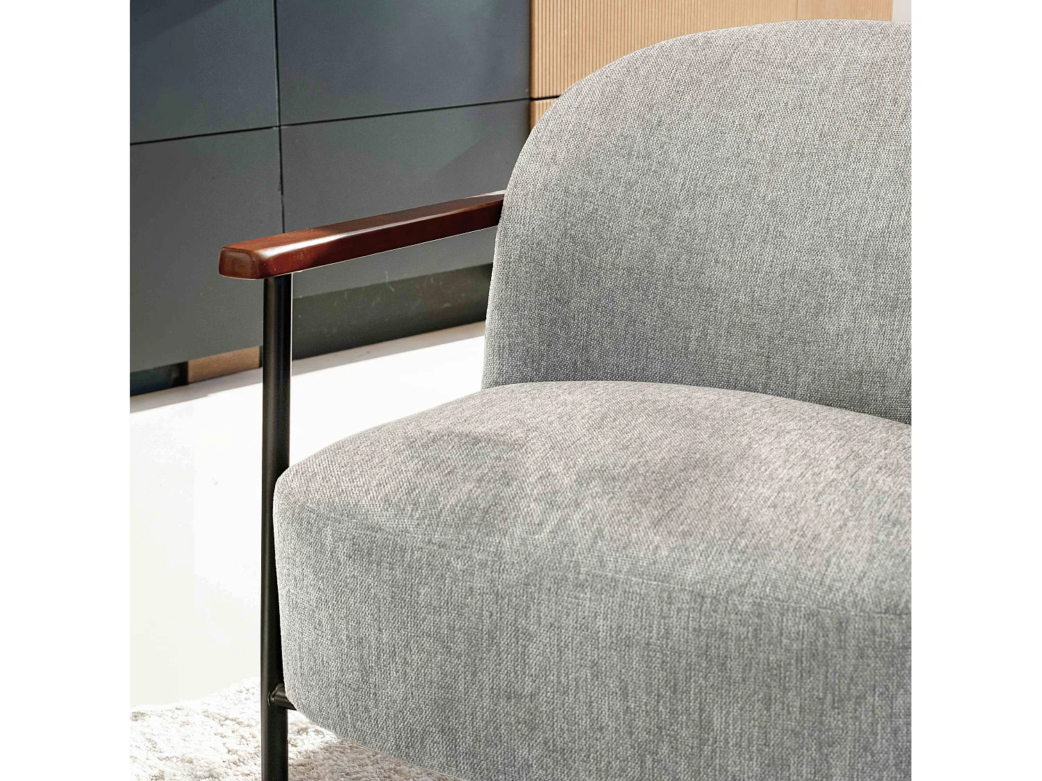 Fauteuil relax en acier, bois et tissu beige