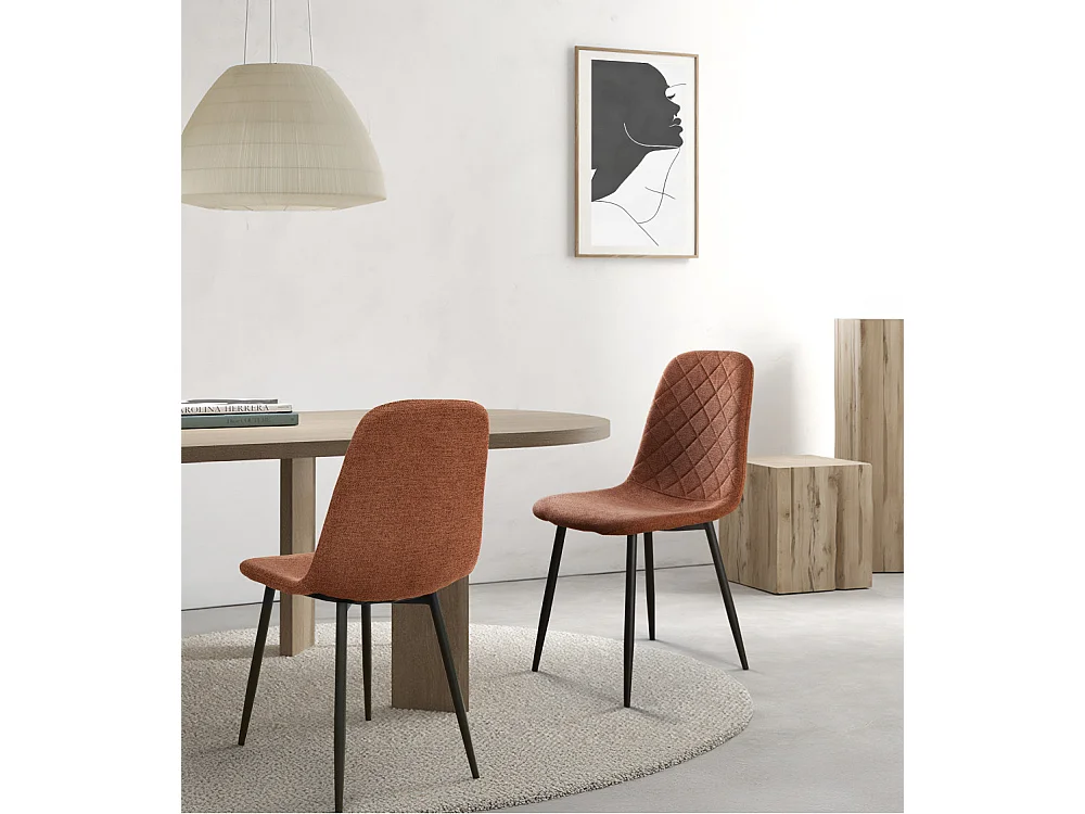 Pack de 4 sillas de comedor de 86x45x54 cm de tela en color marrón con patas negras Suiz