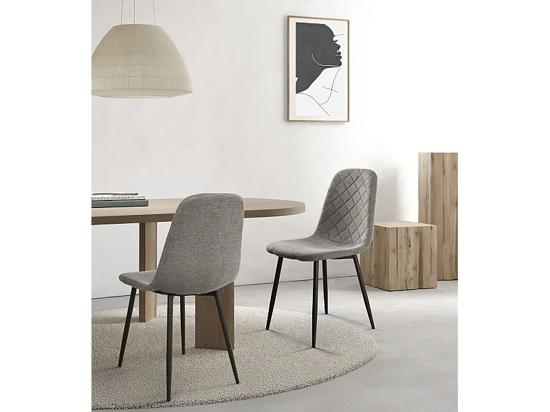 Pack de 4 sillas de comedor de 86x45x54 cm de tela en color gris con patas negras Suiz