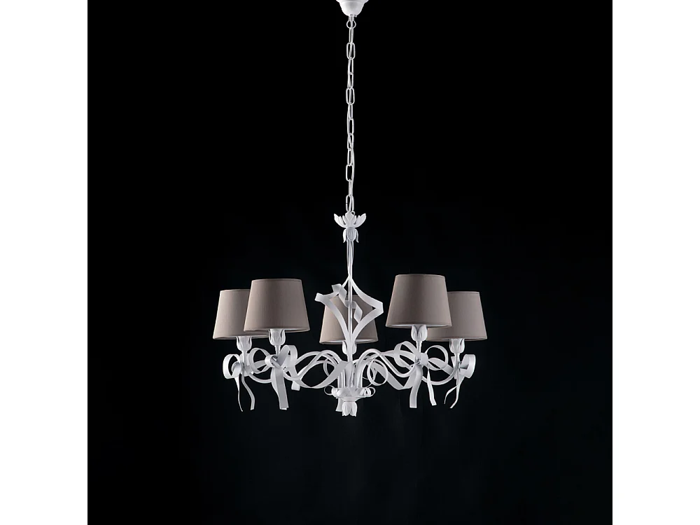 Lustre Lucy fer blanc, déco shabby chic, abat-jour PVC gris tourterelle d.70 cm, 5 lumières style vintage doux