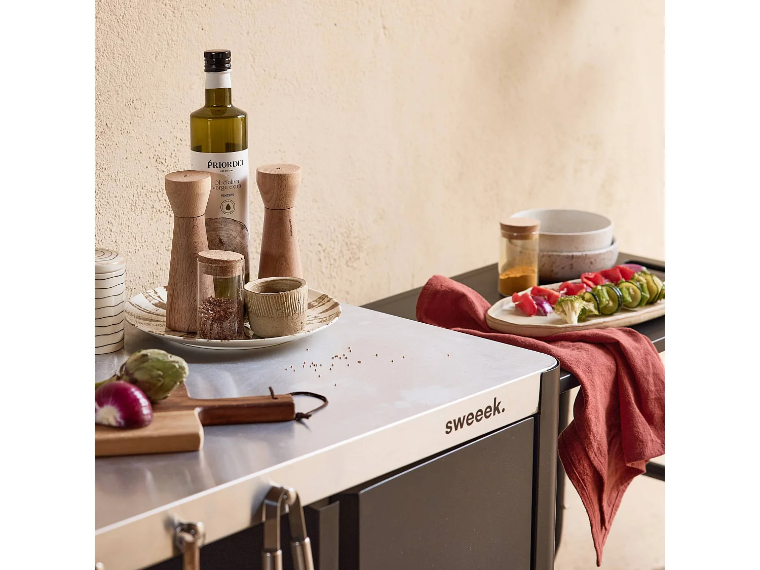 Mesa exterior de acero inoxidable de 94,5 cm con estante plegable