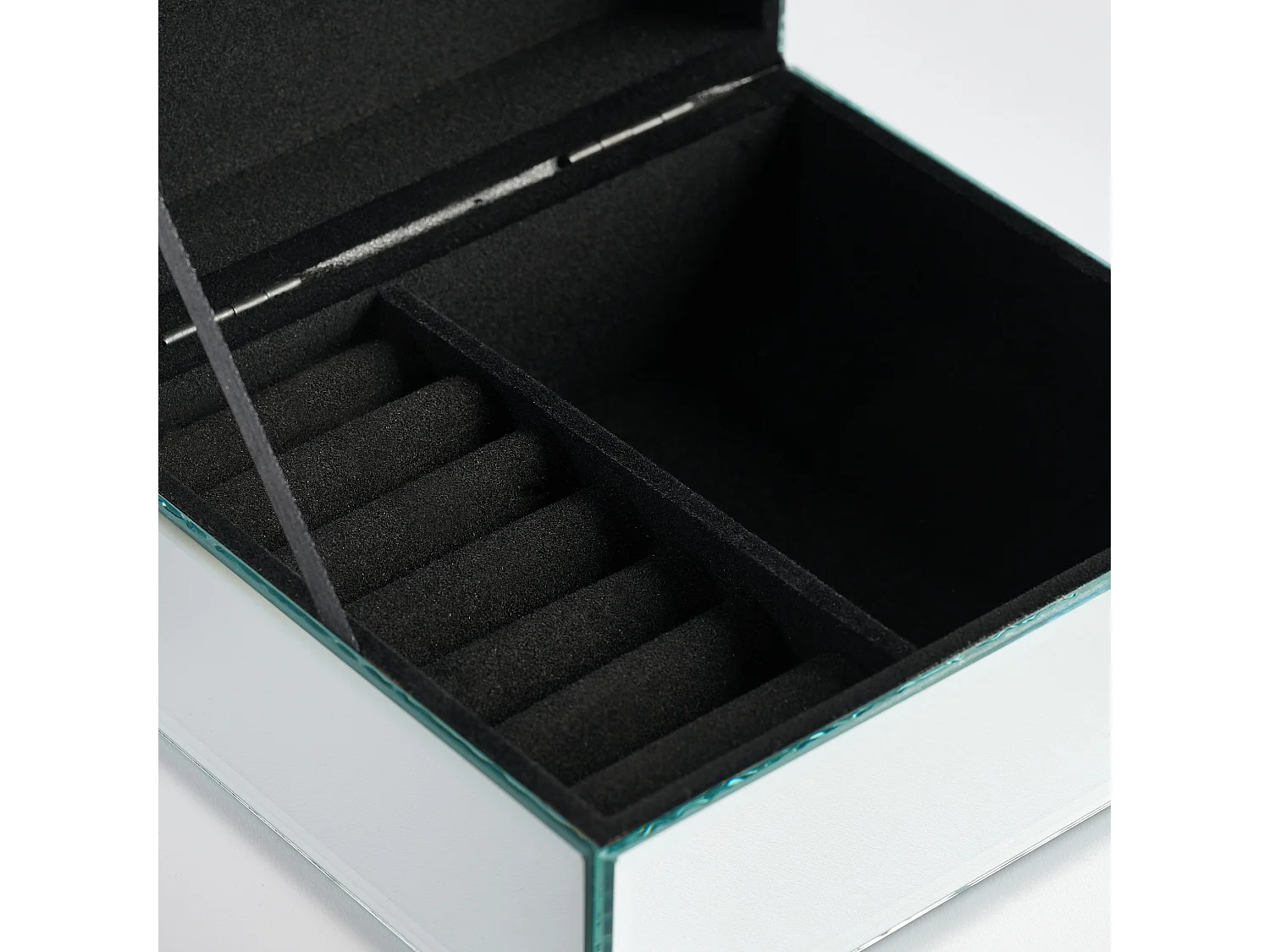 Schmuckkästchen Mirro Mittelsilber 8x17x15