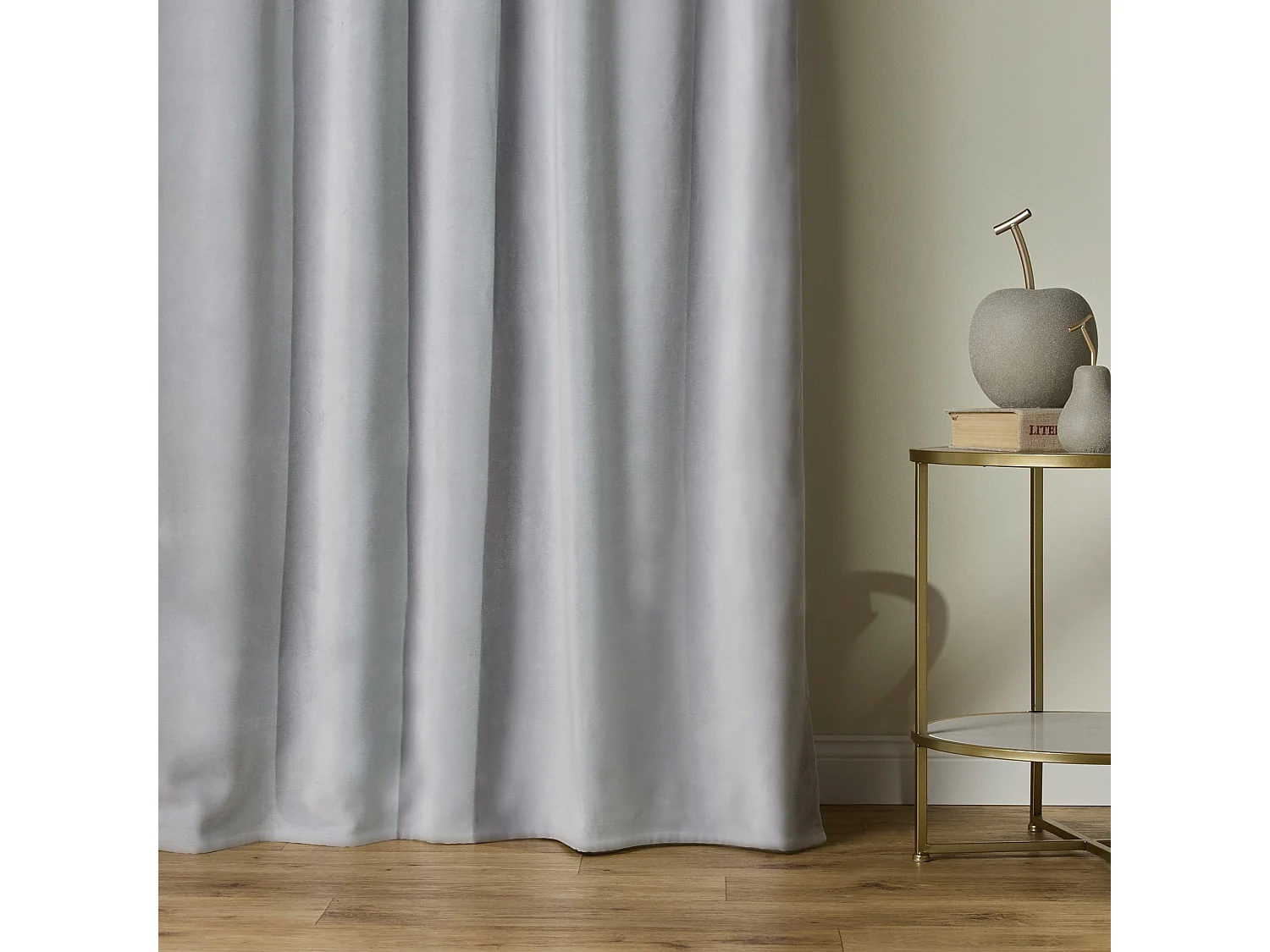 Baumwollsamtvorhang Revile hellgrau 140 x 250