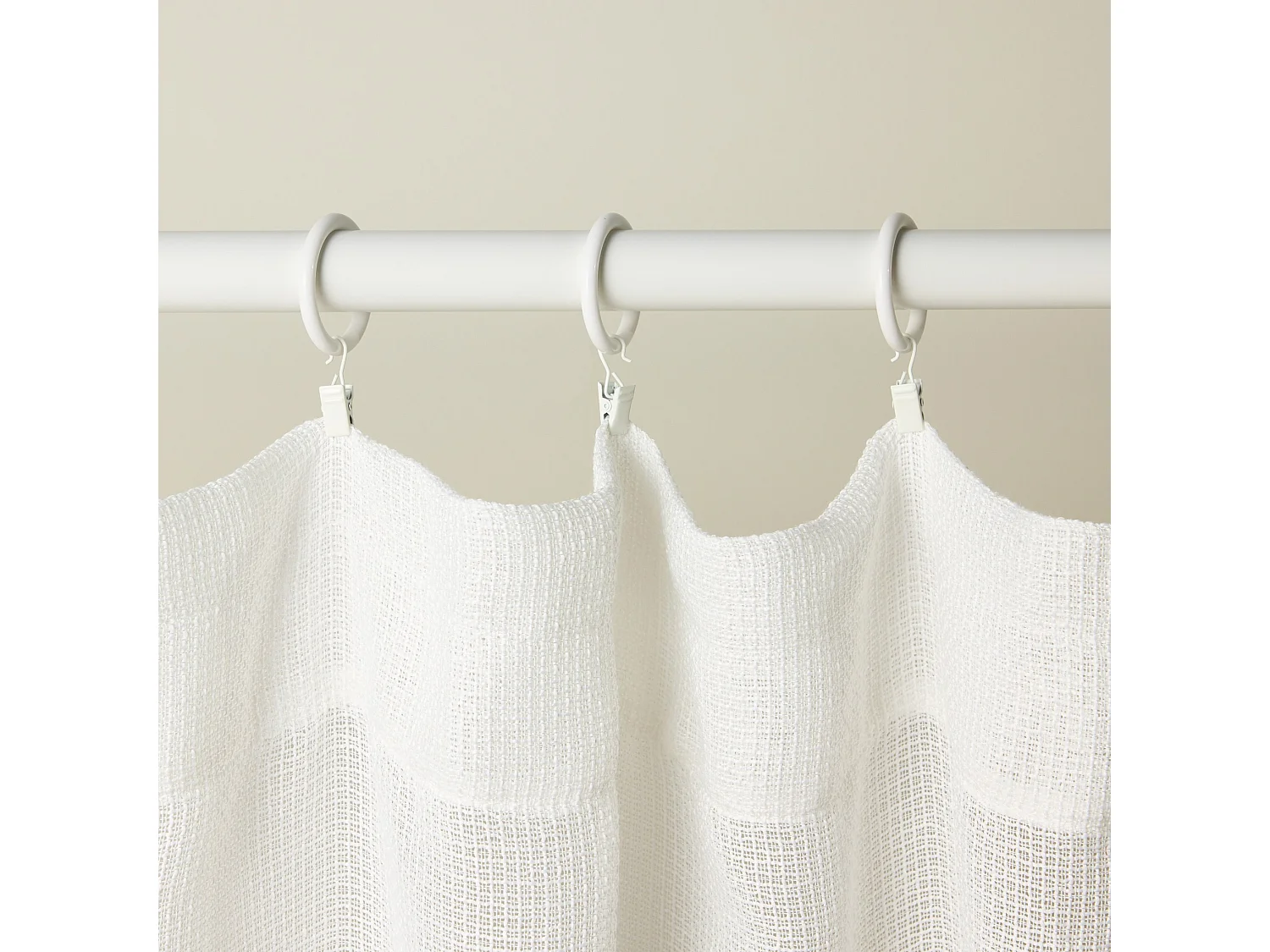 VORHANG MIT VISKOSE Leiva mittelweiß 140 x 250
