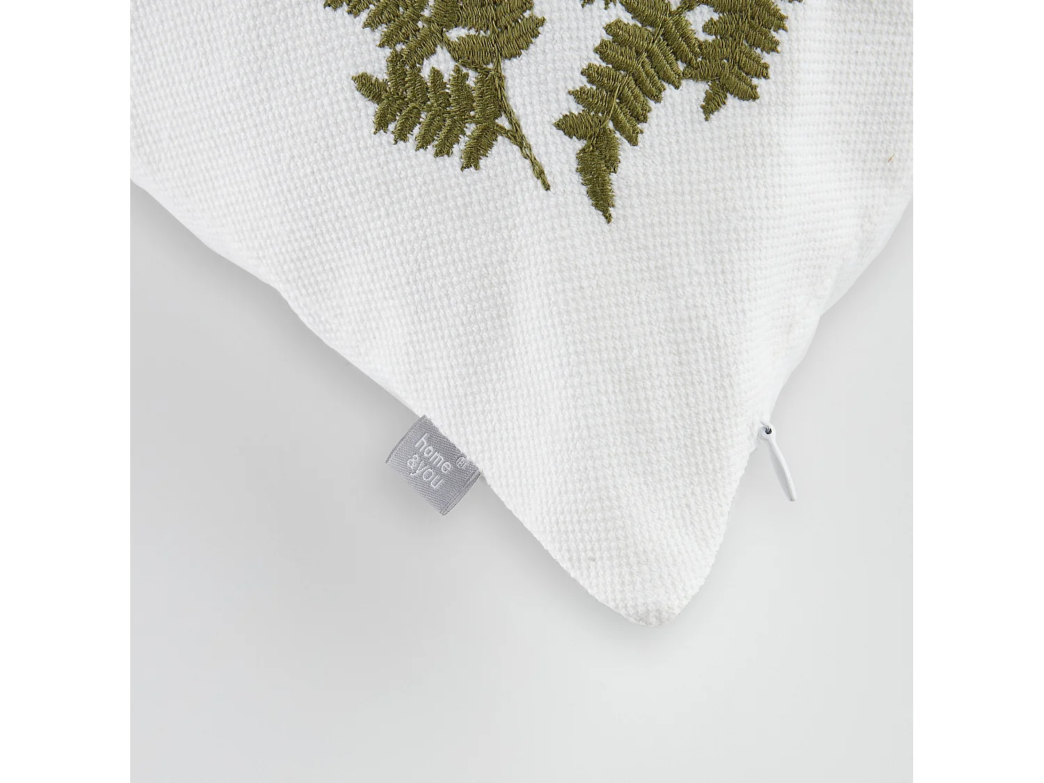 Bestickter Kissenbezug Fern Helles Weiß 45x45 cm