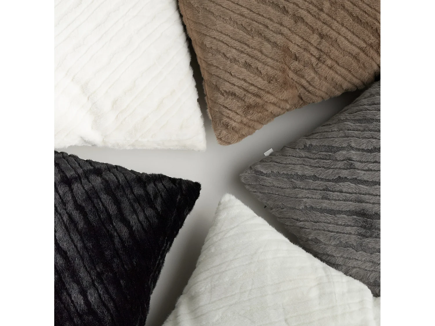 Pelz-Kissenbezug Pufos Mittelgrau 45x45 cm