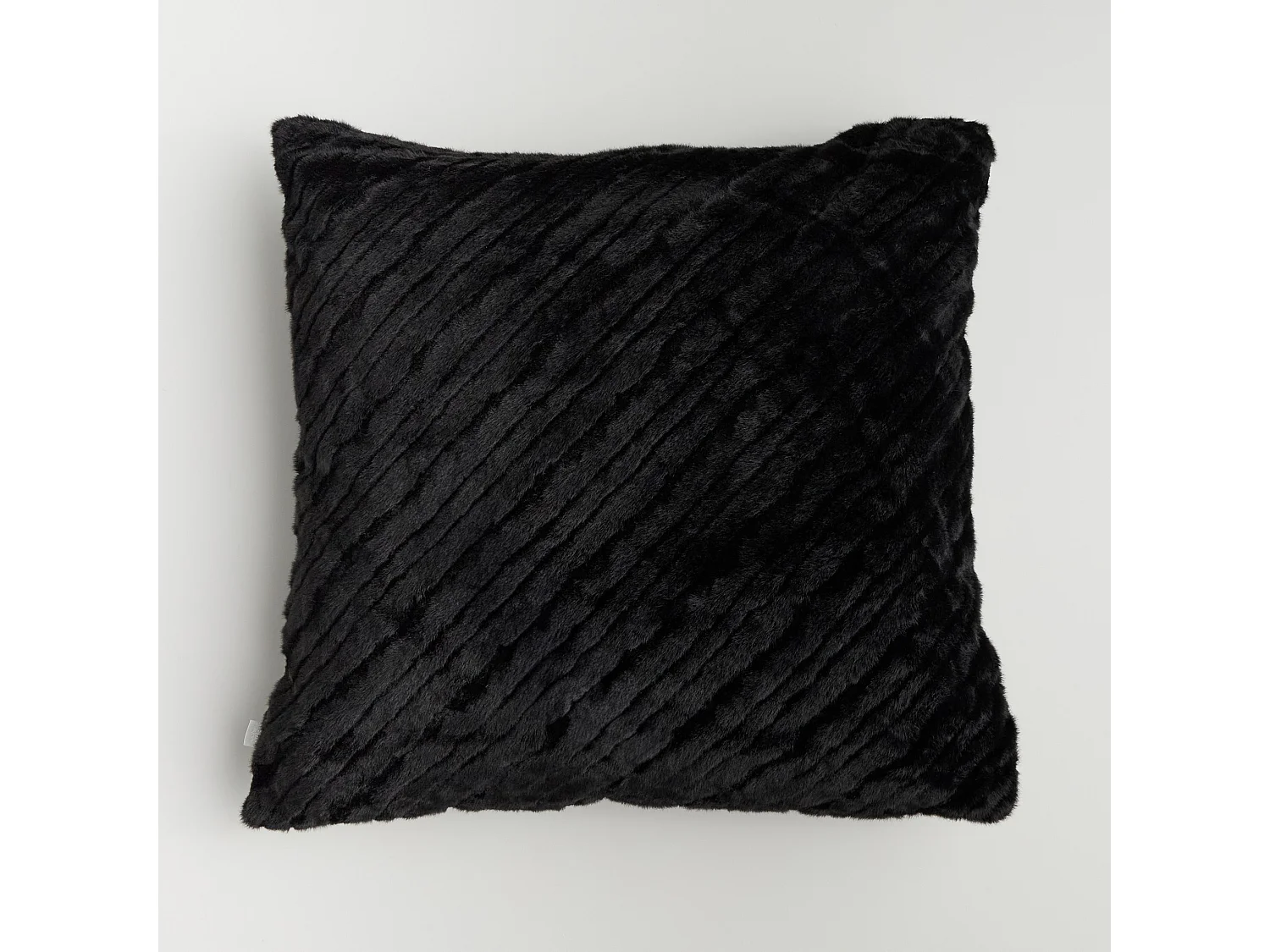 Pelz-Kissenbezug Pufos mittelschwarz 45x45 cm