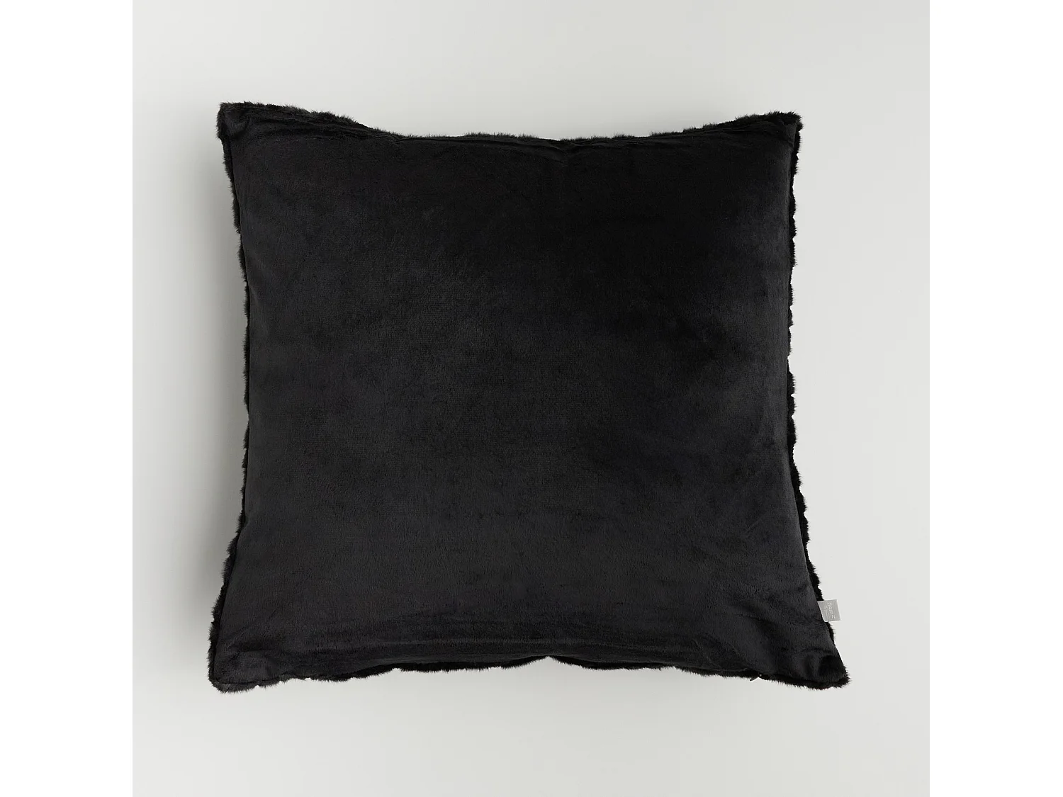 Pelz-Kissenbezug Pufos mittelschwarz 45x45 cm