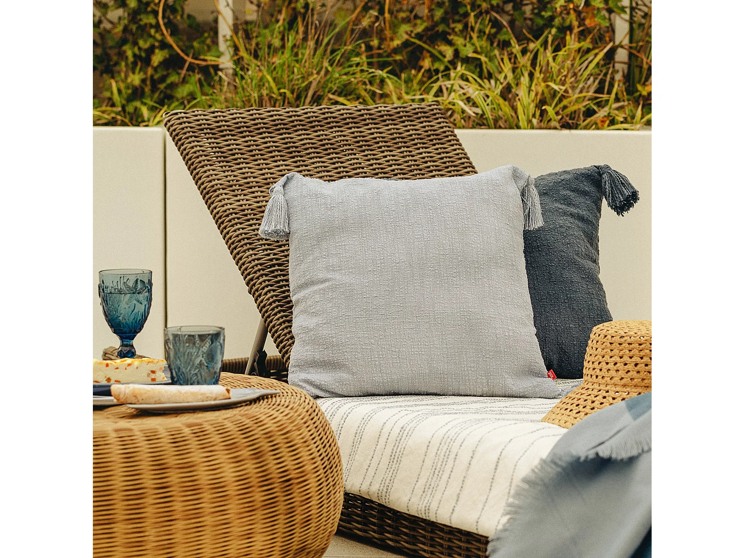 Einfarbige Kissenbezug Kolina mittelgrau 45x45