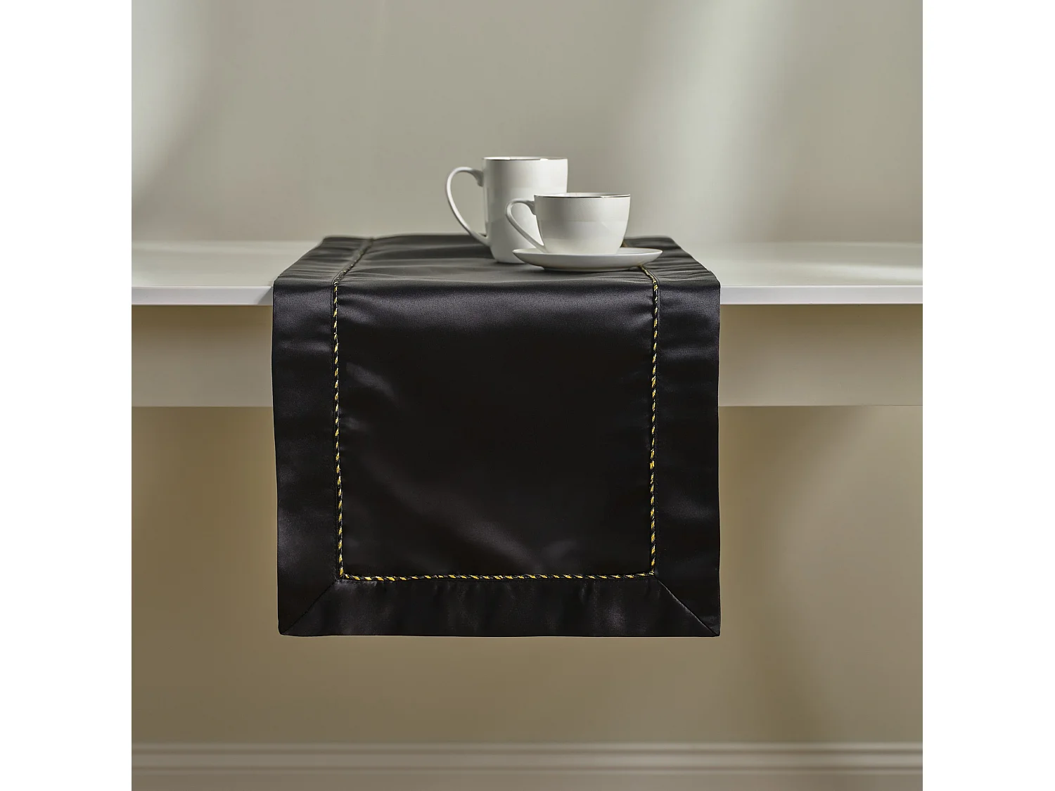 Tischläufer Kris Mittelschwarz 40x180 cm