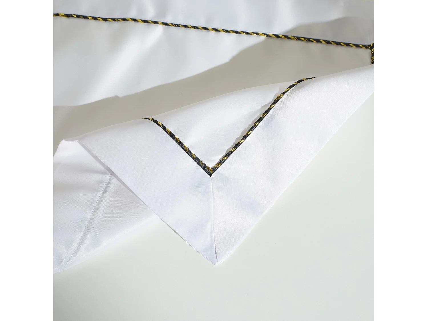 Tischläufer Kris mittelweiß 40 x 180