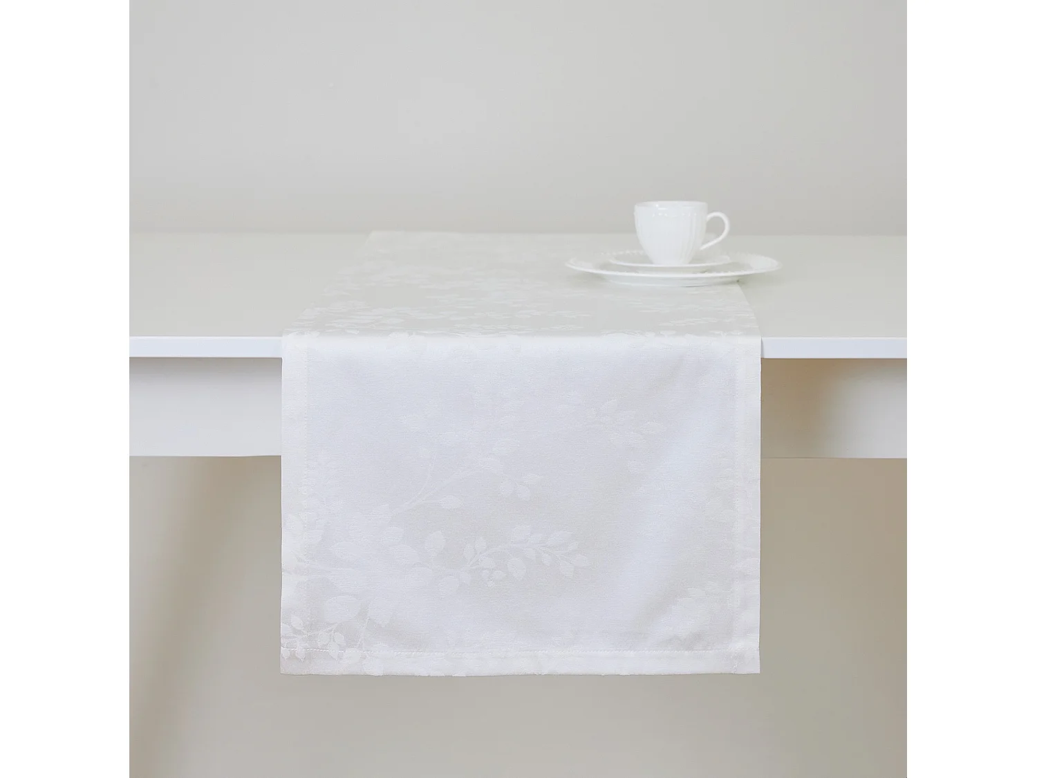 Jaquard-Tischläufer Cador mittelweiß 40 x 180