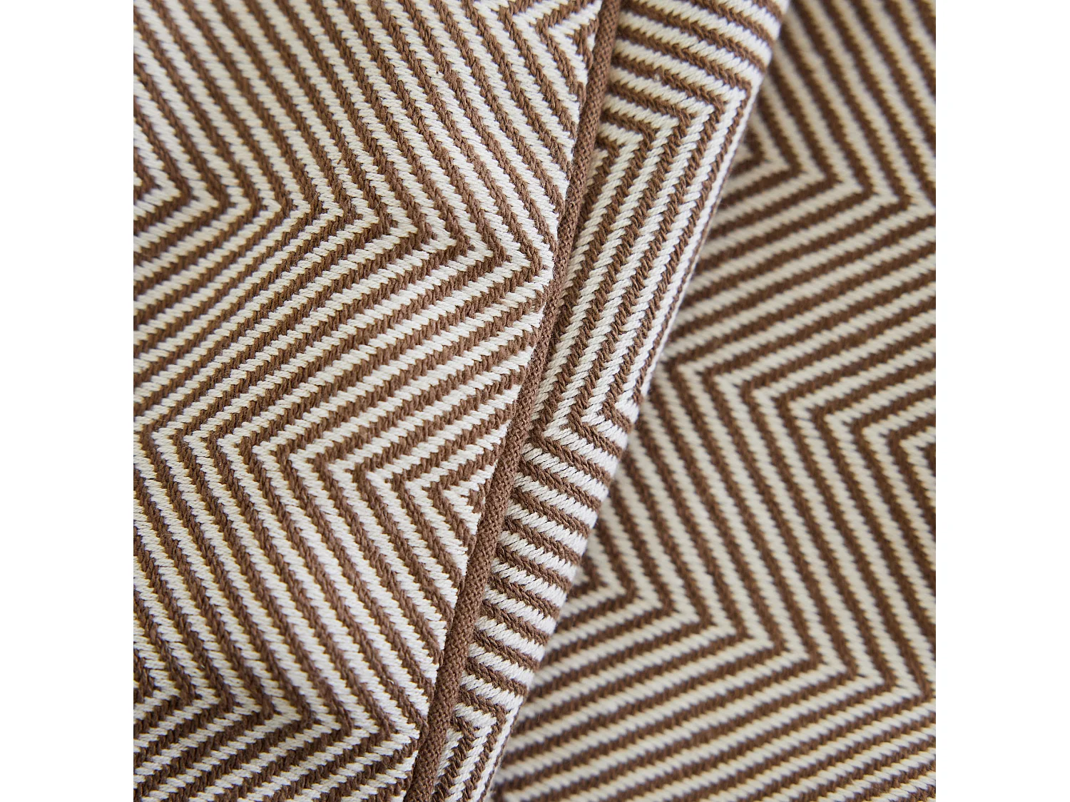 Tischläufer Catron mittelbraun 40x180